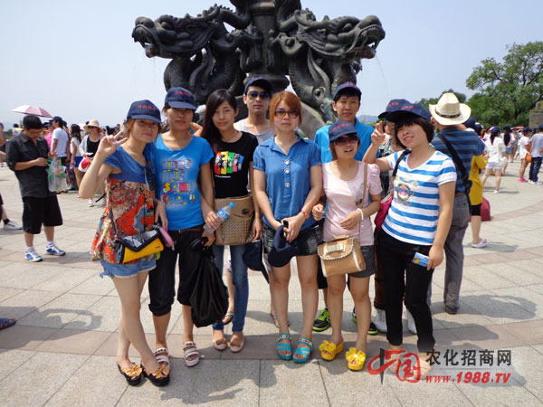 一群不怕曬的家伙