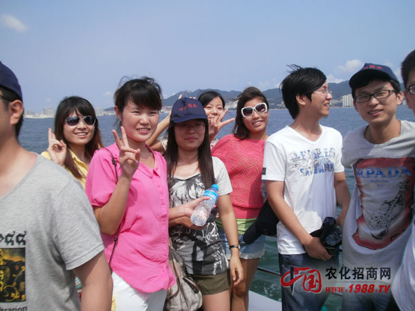 坐船前往劉公島