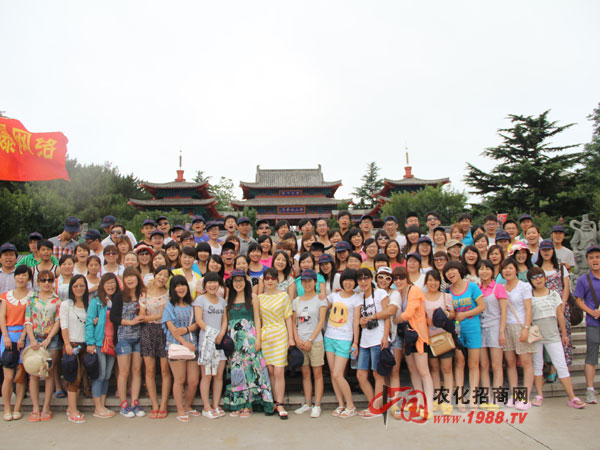 火爆的帥哥美女們