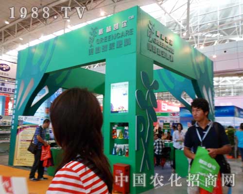 格林凱爾在2012新疆農(nóng)博展上的展位大氣宏偉
