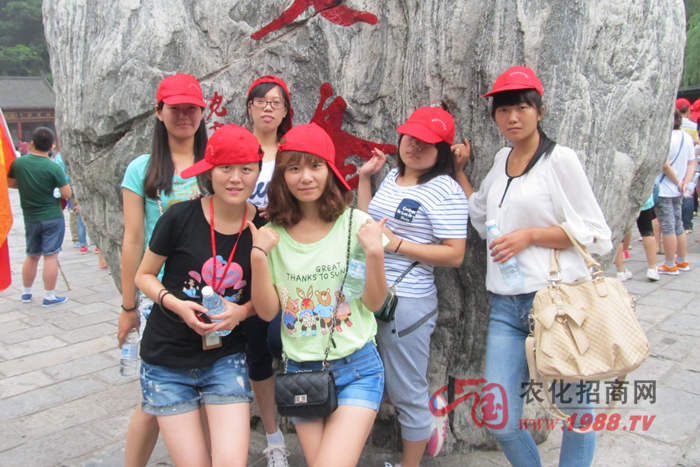 來(lái)張美女照