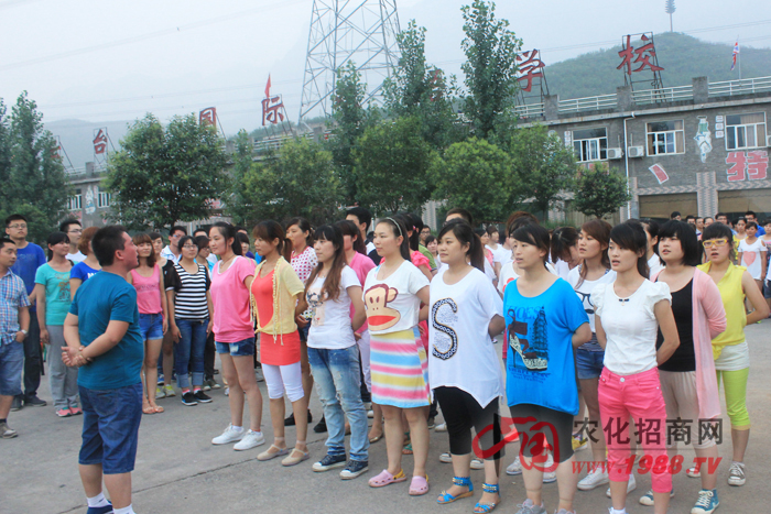 篝火晚會(huì)的風(fēng)采展示