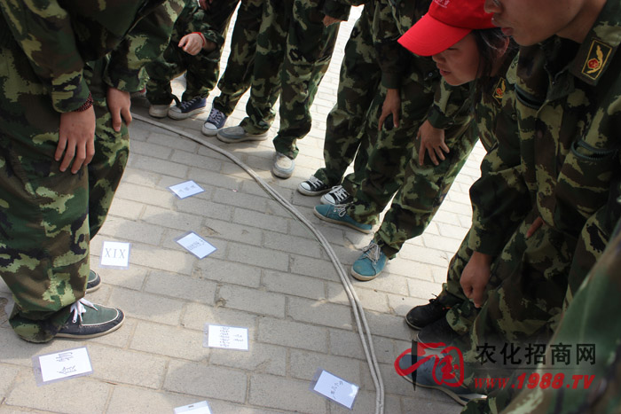 ҂һ(g)(xing)ĿǯЈ@(g)һ(xing)F(tun)(du)(xing)Ŀ