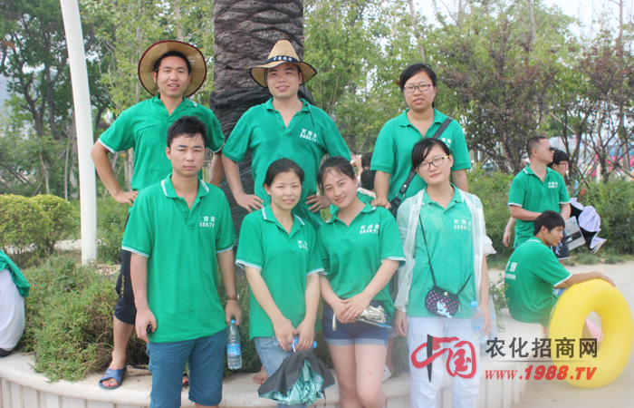 海水浴場自由活動