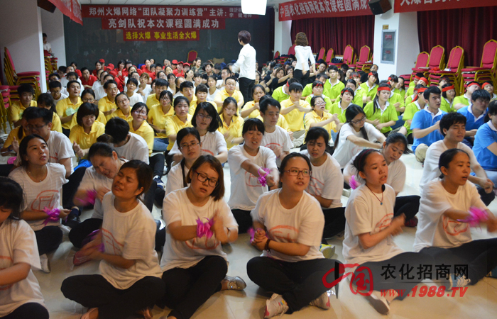 火爆網(wǎng)絡(luò)拓展訓(xùn)練之“鋼鐵是怎樣煉成的”