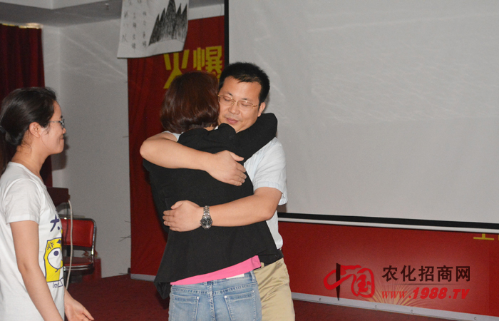 全力以赴,與團(tuán)隊共成長