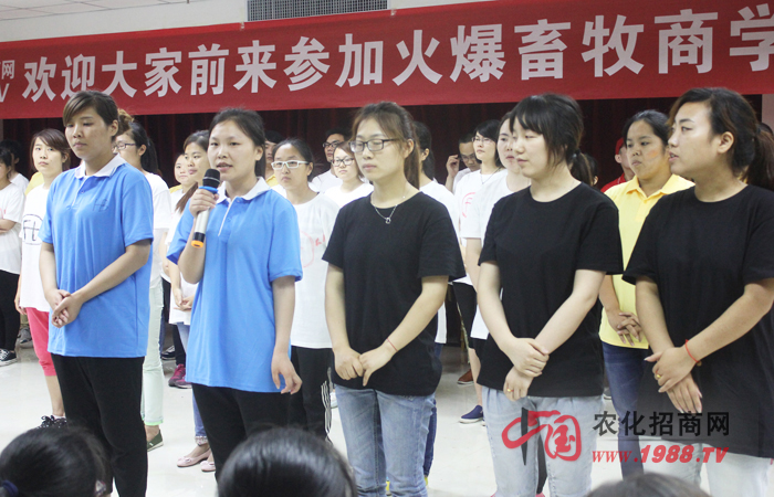 為期兩天一晚的團(tuán)隊(duì)凝聚力訓(xùn)練營拉開了帷幕,很幸運(yùn)也很感激能參加這次培訓(xùn),雖然在以往也參加過類似的培訓(xùn),但是每一次的培訓(xùn)都會帶來不一樣的感覺和感受