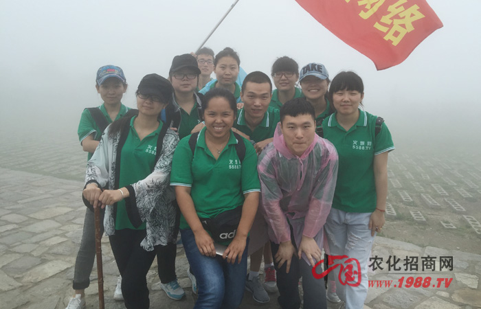 泰山游記:岱宗何崔嵬,群山無與比