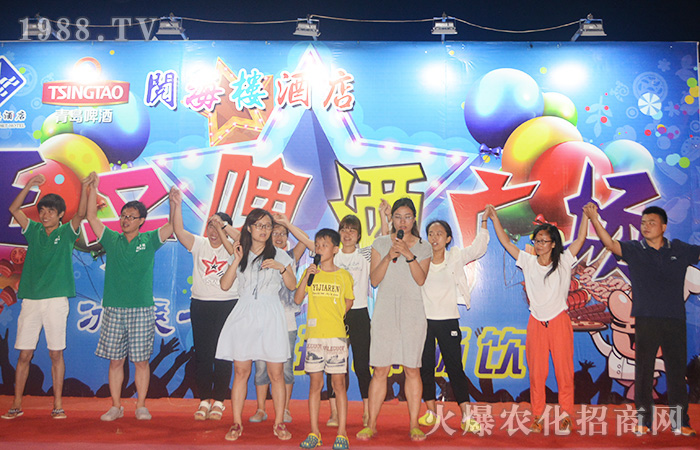 干時一起干,玩時一起瘋