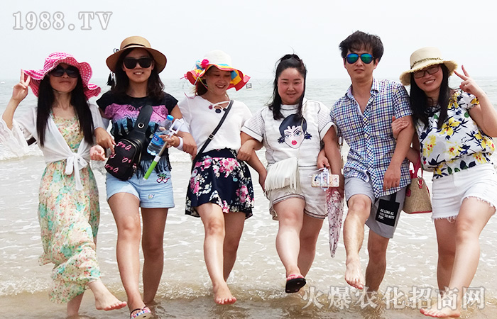 面朝大海,云海相接之處品位自然之美