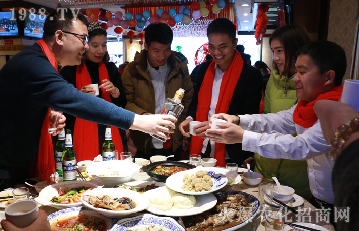 dʹƵZǰСڻ𱬳L(zhng)·