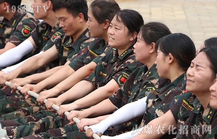 奮斗到無能為力,拼搏到感動自己