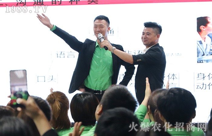 懂禮儀,知禮儀,識(shí)禮儀