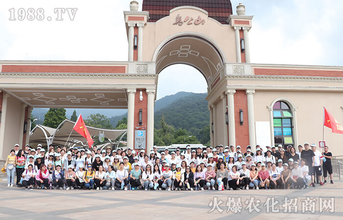 走近革命時(shí)代,感受英雄情懷