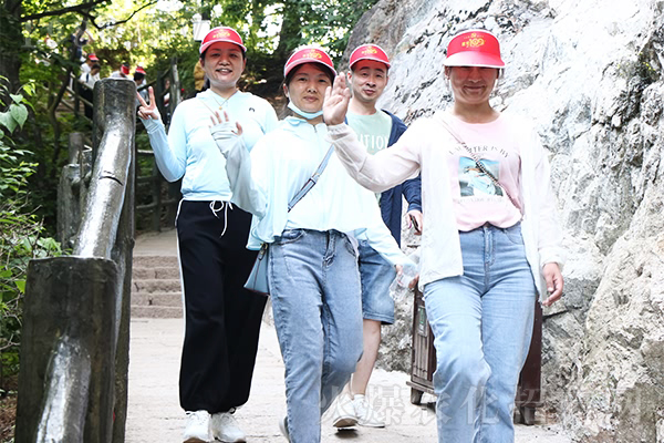 一道一世界,一山一境界