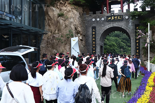 領(lǐng)略山川 品悟文化