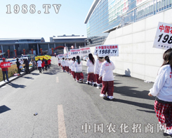 Lϕ(hu)r(nng)@úu(png)