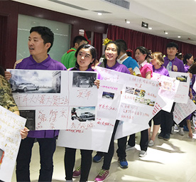 ĉ(mng)-(mng)벻׌˲g󣬶׌˓ϣɫ