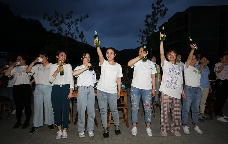 𱬾W(wng)Ͼɽ֮СƷԒ