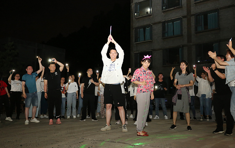 𱬾W(wng)Ͼɽ֮СƷԒ