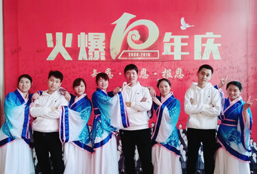 ]ഺrYW(wng)СӰ