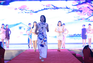 㡶\CAչF(xin)҂ͬ